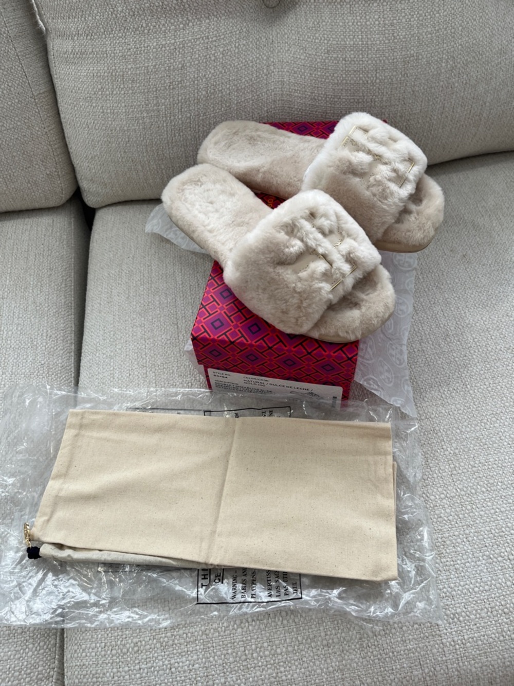 Tory Burch Double T Shearling Slide - Picture 8 of 9